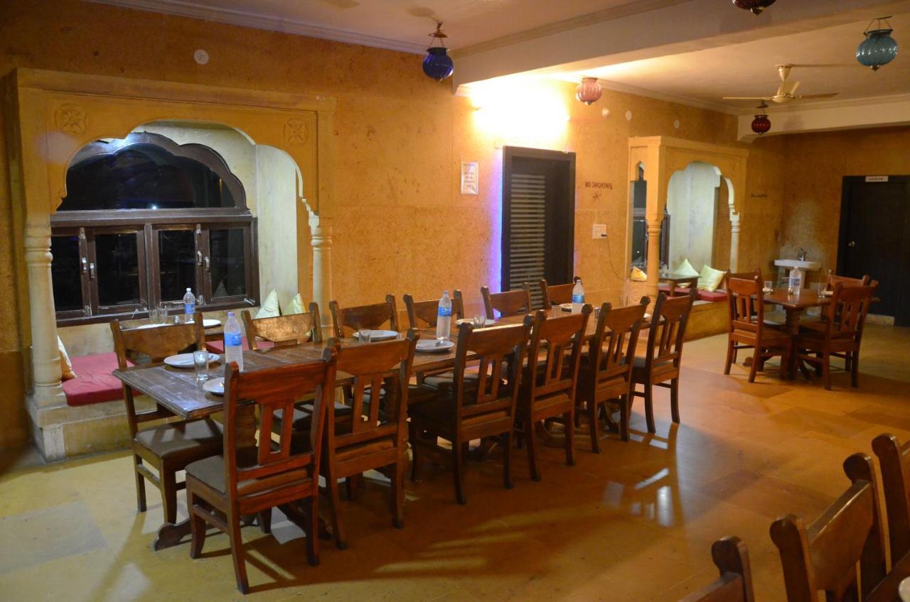 Hotel Prince-Near Jaisalmer Fort מראה חיצוני תמונה