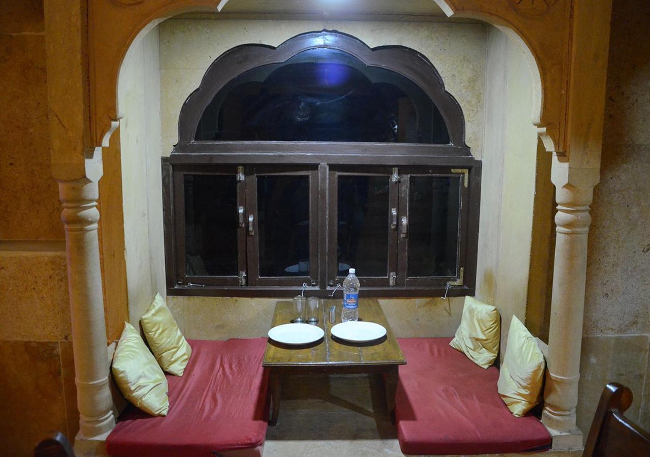 Hotel Prince-Near Jaisalmer Fort מראה חיצוני תמונה