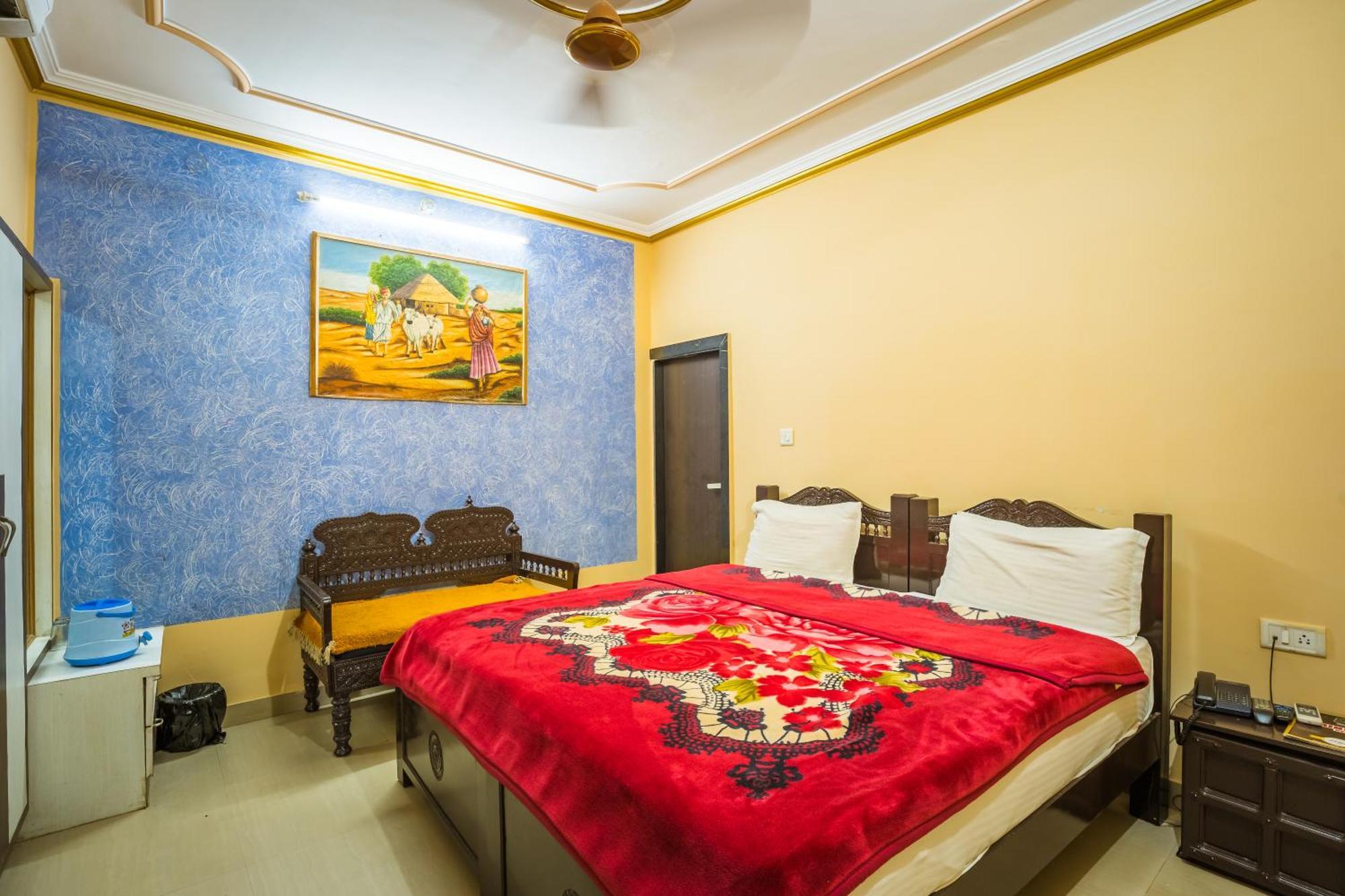 Hotel Prince-Near Jaisalmer Fort מראה חיצוני תמונה