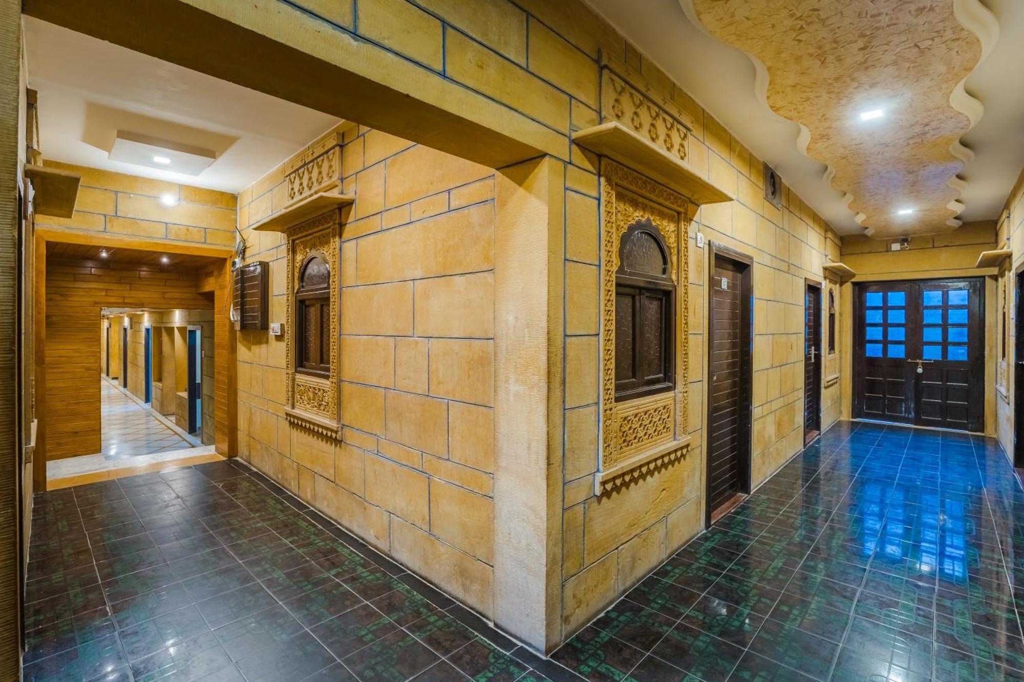 Hotel Prince-Near Jaisalmer Fort מראה חיצוני תמונה