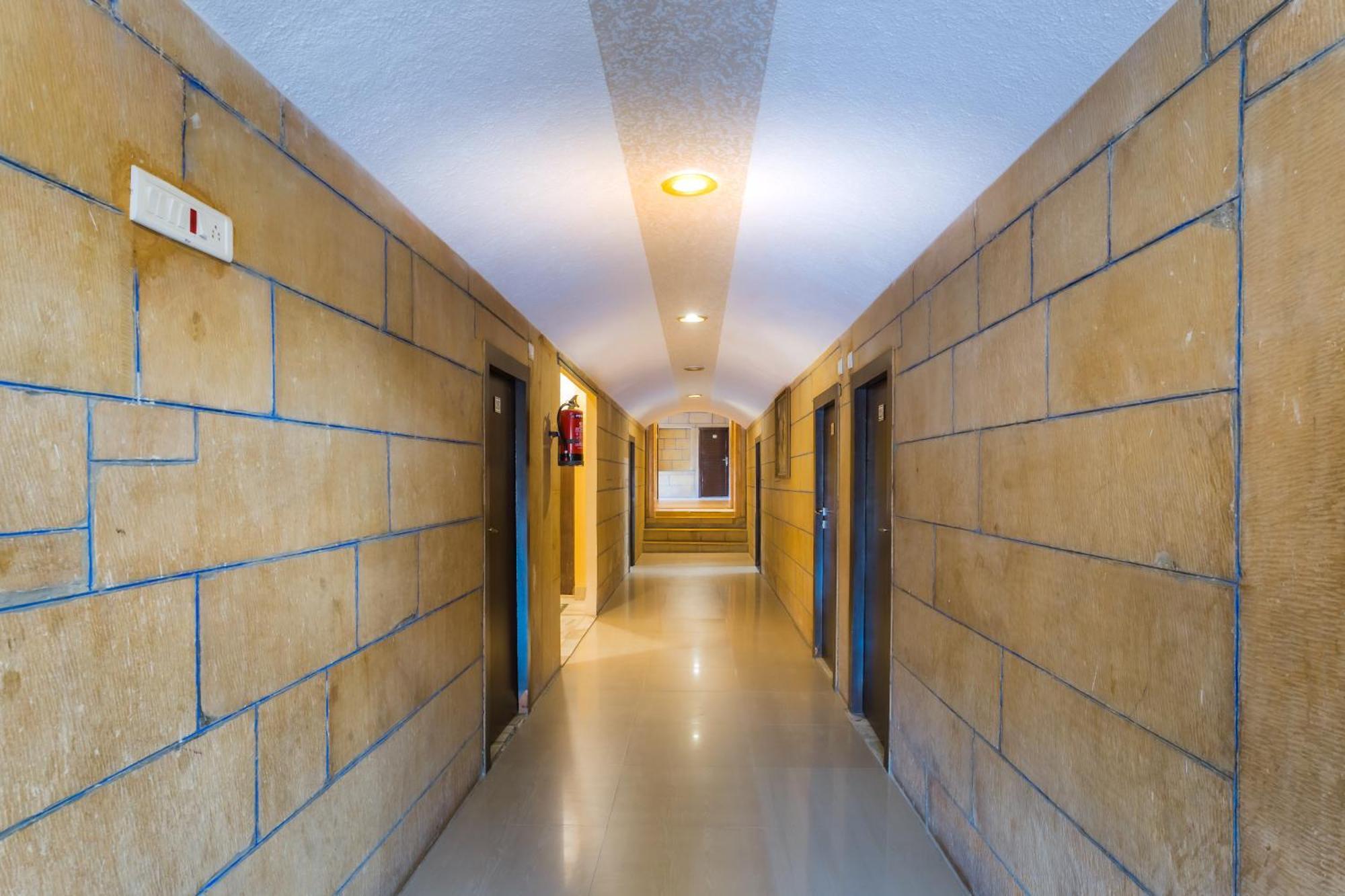 Hotel Prince-Near Jaisalmer Fort מראה חיצוני תמונה
