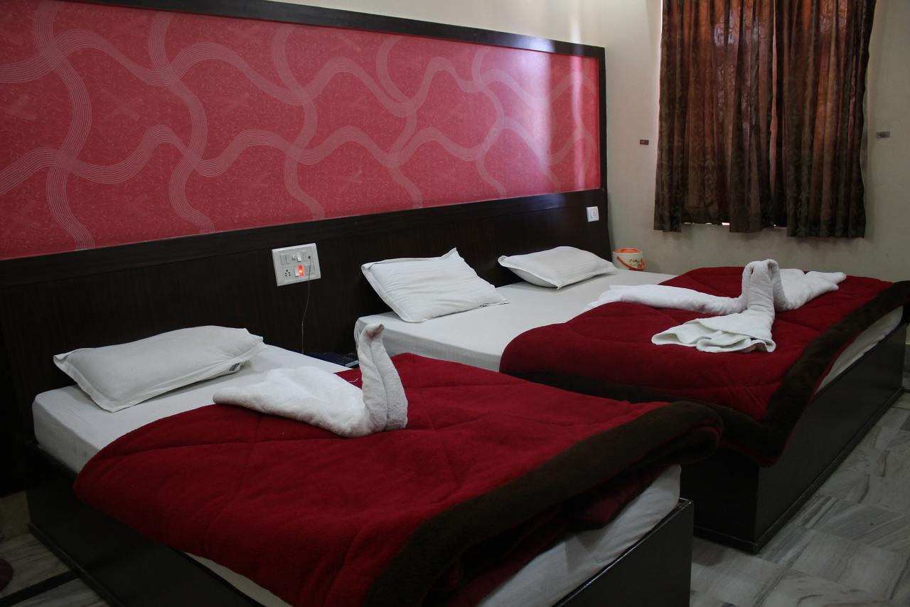 Hotel Prince-Near Jaisalmer Fort מראה חיצוני תמונה