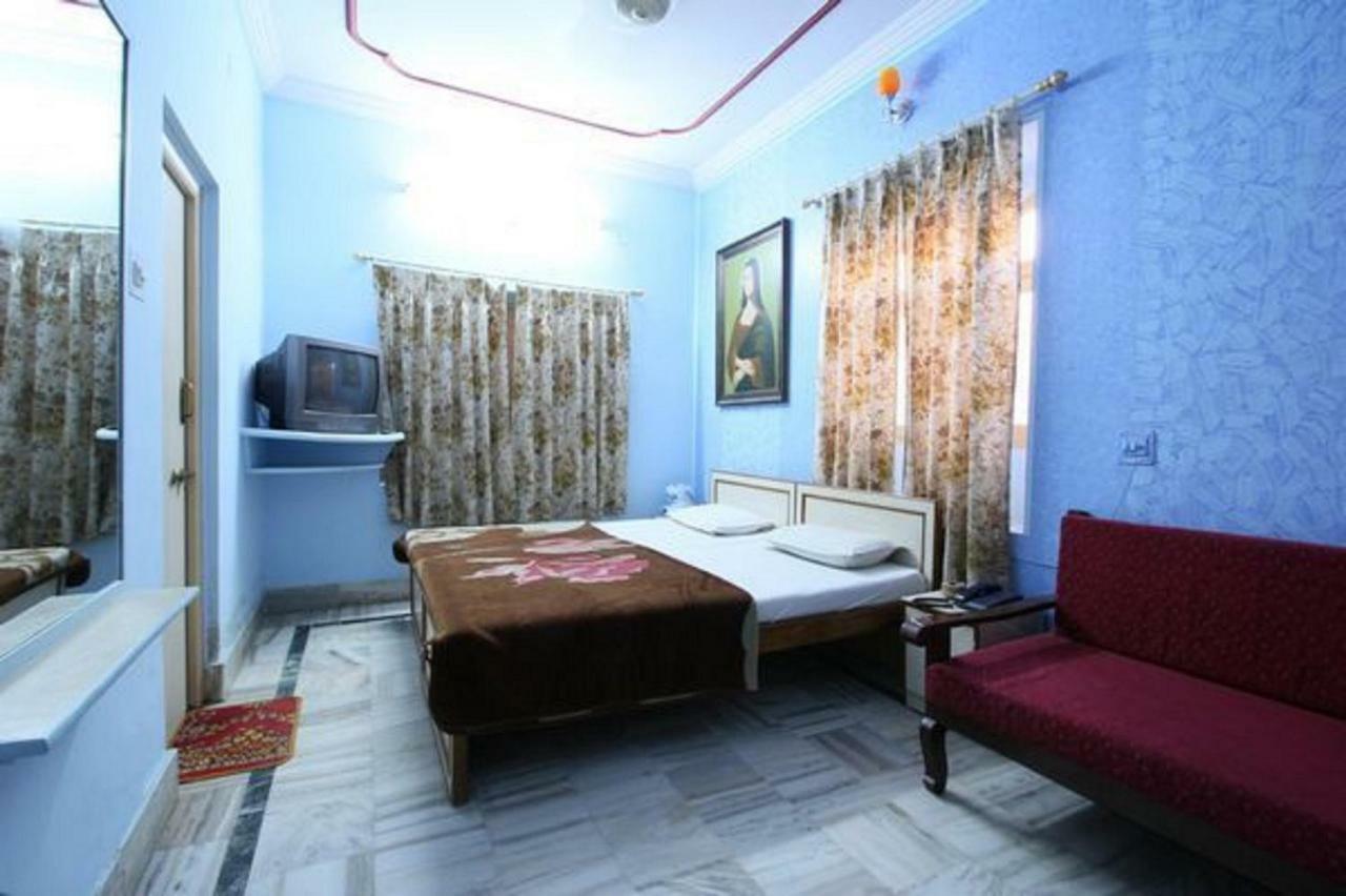 Hotel Prince-Near Jaisalmer Fort מראה חיצוני תמונה